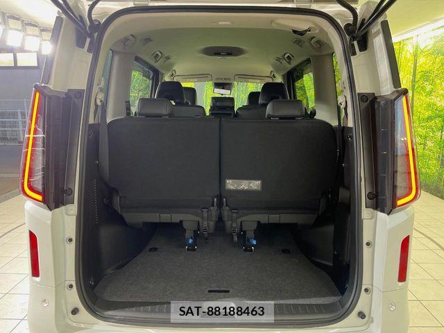 Nissan SERENA 2023-01 8563483-9