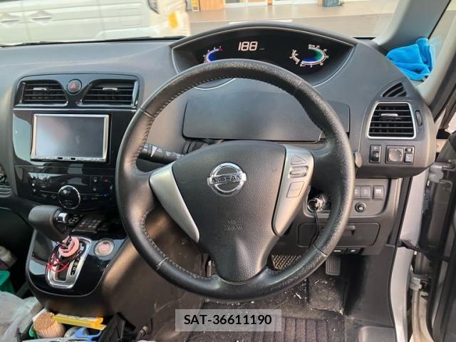 Nissan SERENA 2011-08 8563503-11