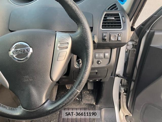 Nissan SERENA 2011-08 8563503-12