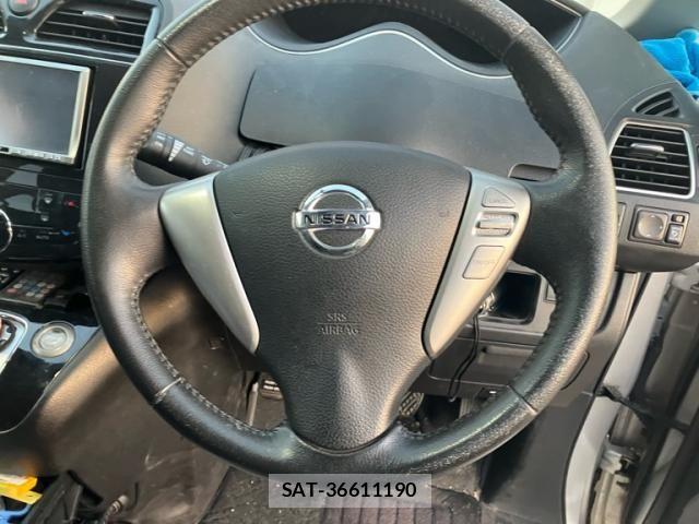 Nissan SERENA 2011-08 8563503-13