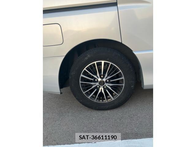 Nissan SERENA 2011-08 8563503-6