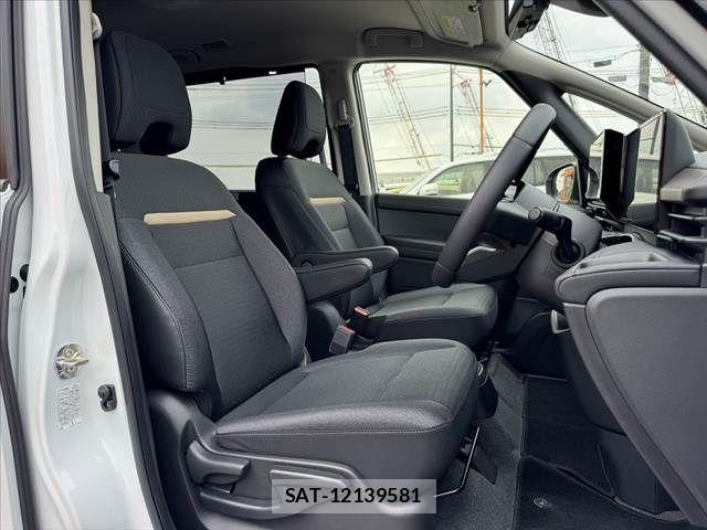 Nissan SERENA 2025-07 8628766-15