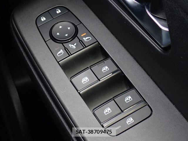 Nissan SERENA 2023-07 8628783-12