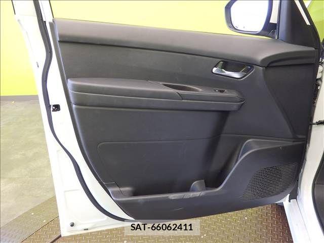 Nissan SERENA 2024-06 8628780-28