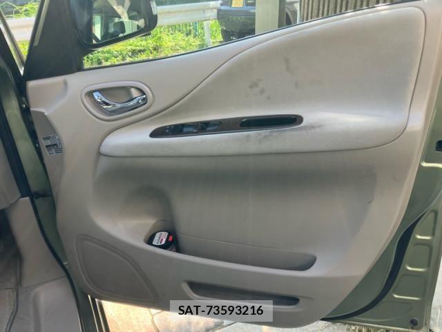 Nissan SERENA 2011-05 8628799-11