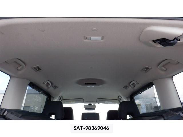 Nissan SERENA 2023-10 8628789-9