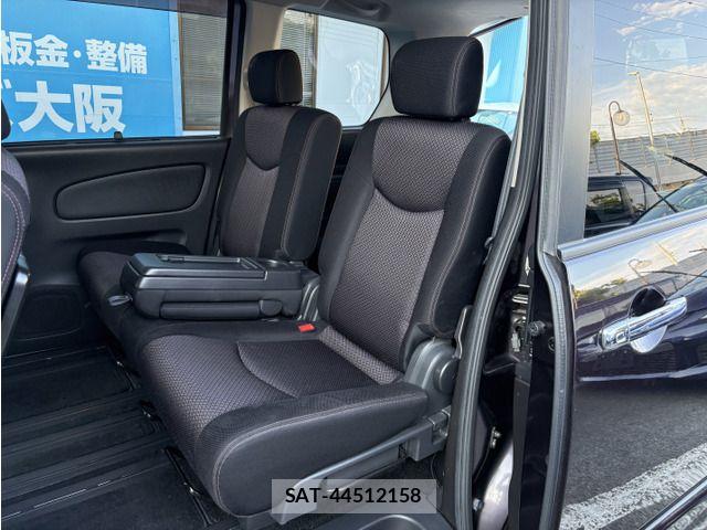 Nissan SERENA 2011-08 8628800-4