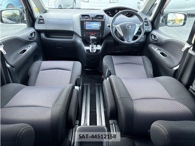 Nissan SERENA 2011-08 8628800-5