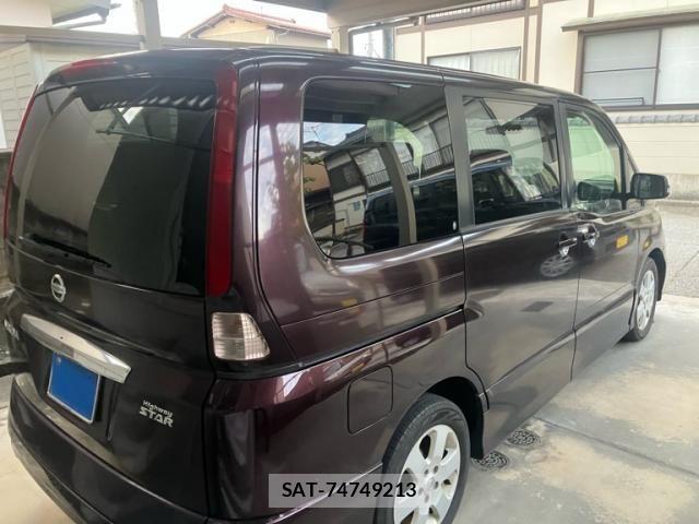 Nissan SERENA 2010-04 8628806-3