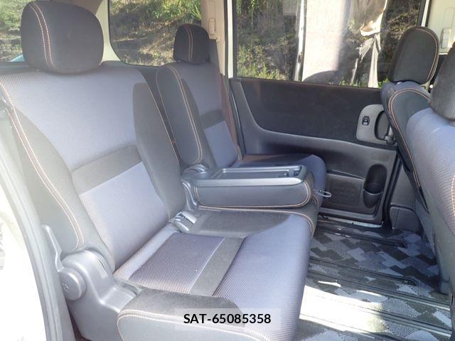 Nissan SERENA 2010-06 8628797-16
