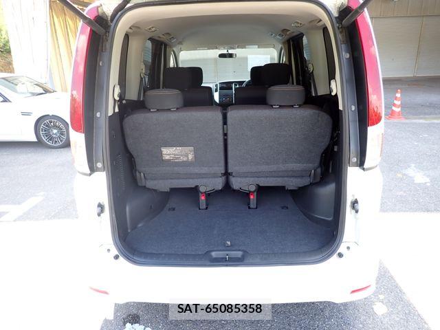 Nissan SERENA 2010-06 8628797-20