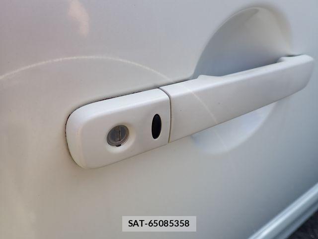 Nissan SERENA 2010-06 8628797-7