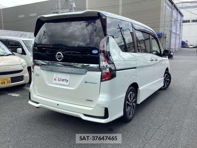 Nissan SERENA 2021-12 8628776-12