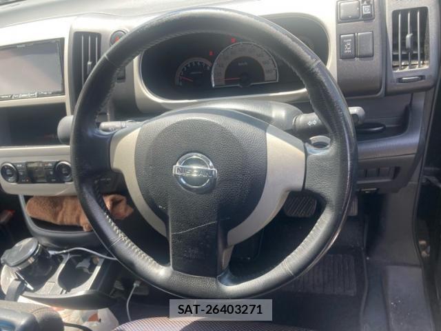 Nissan SERENA 2007-09 8628801-13
