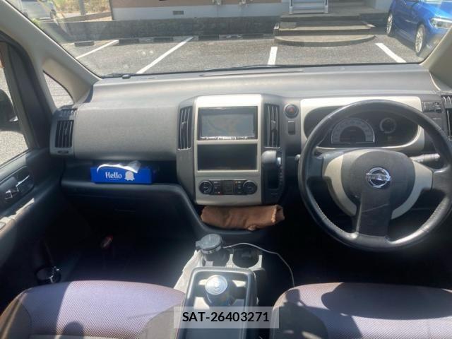 Nissan SERENA 2007-09 8628801-17