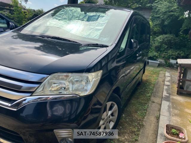 Nissan SERENA 2011-11 8628812-0