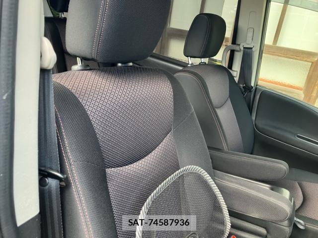 Nissan SERENA 2011-11 8628812-8