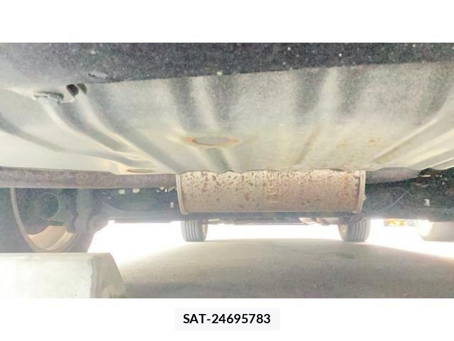 Nissan SERENA 2011-12 8628802-18