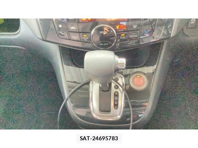 Nissan SERENA 2011-12 8628802-8