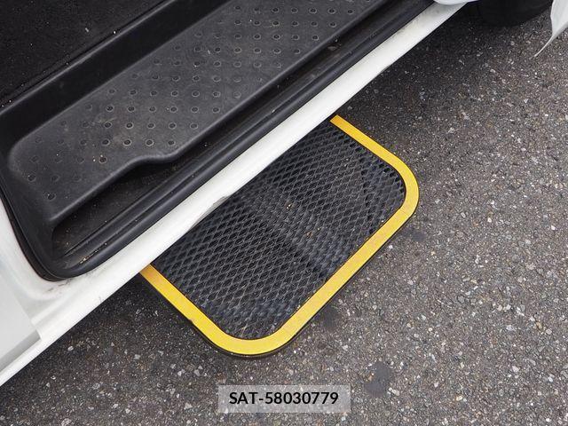 Nissan SERENA 2021-05 8661447-1