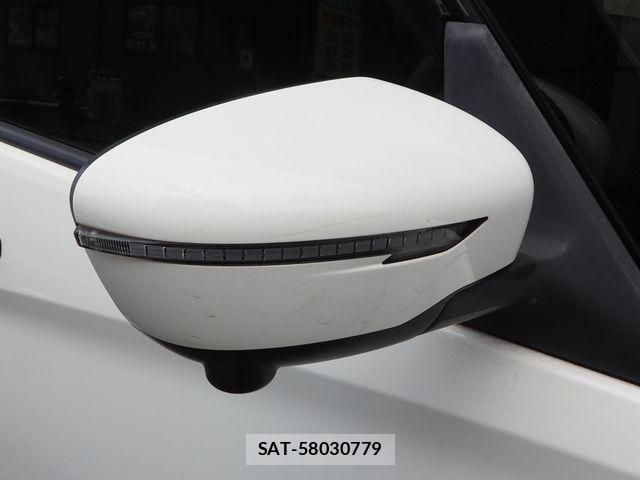 Nissan SERENA 2021-05 8661447-27