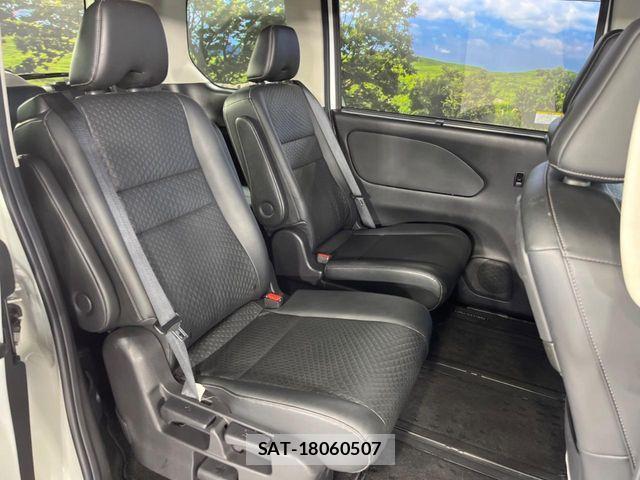 Nissan SERENA 2020-11 8666873-9