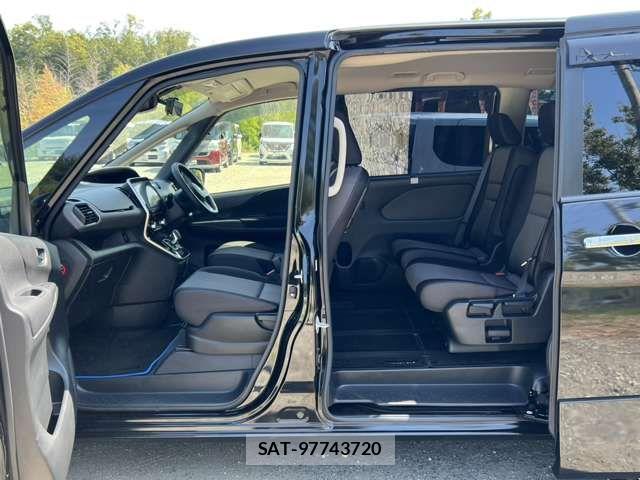 Nissan SERENA 2019-12 8661448-6