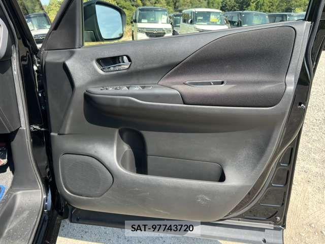 Nissan SERENA 2019-12 8661448-7