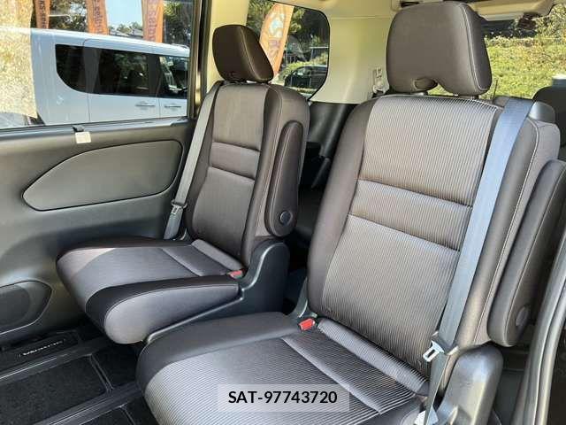 Nissan SERENA 2019-12 8661448-11