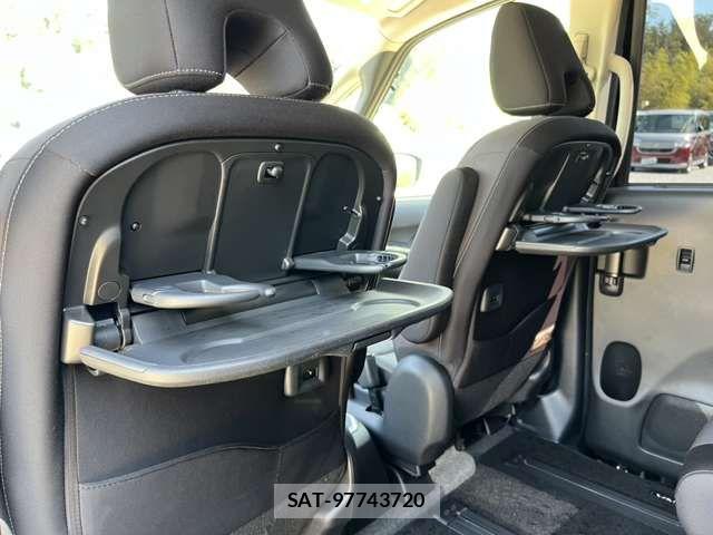 Nissan SERENA 2019-12 8661448-13