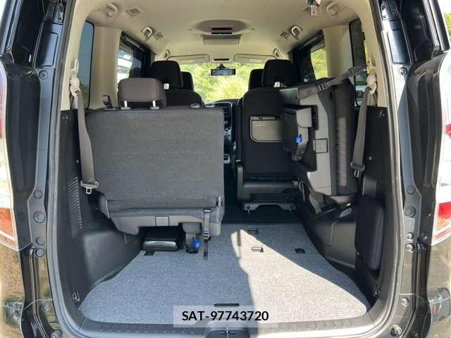 Nissan SERENA 2019-12 8661448-15