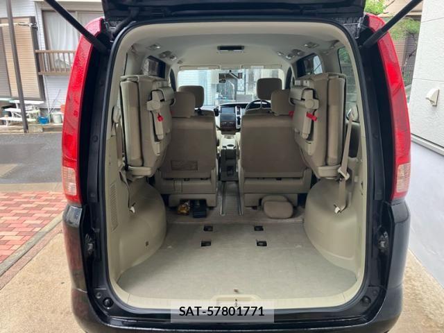 Nissan SERENA 2010-01 8661454-5