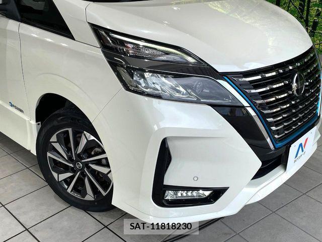 Nissan SERENA 2022-10 8661427-12