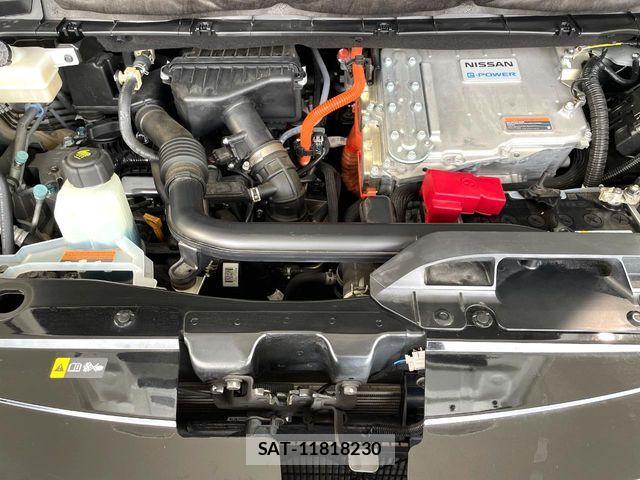 Nissan SERENA 2022-10 8661427-18