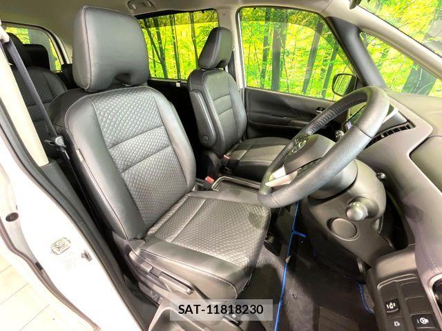 Nissan SERENA 2022-10 8661427-8