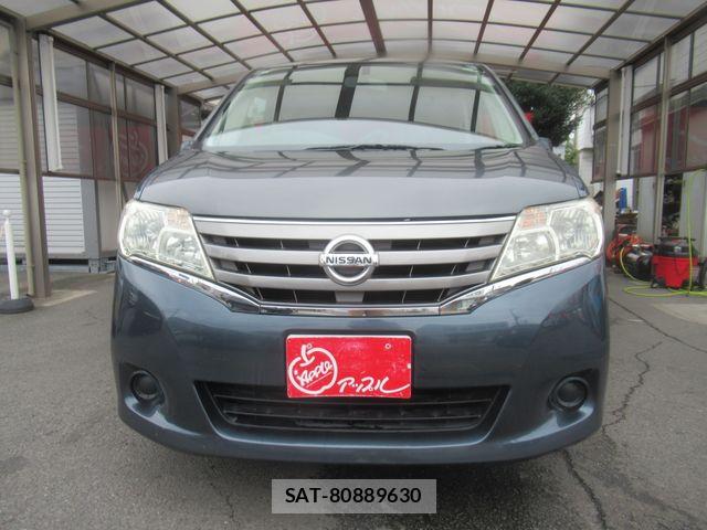 Nissan SERENA 2011-08 8666878-10