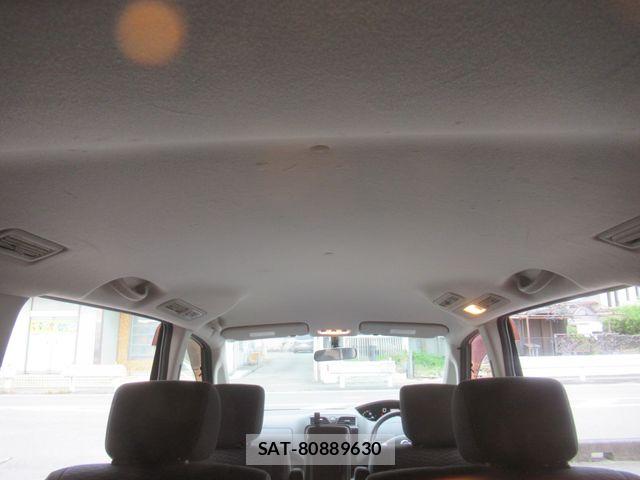 Nissan SERENA 2011-08 8666878-18