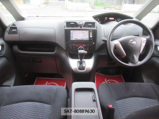 Nissan SERENA 2011-08 8666878-1