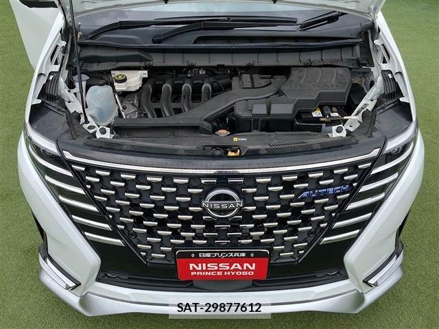 Nissan SERENA 2023-03 8661414-14