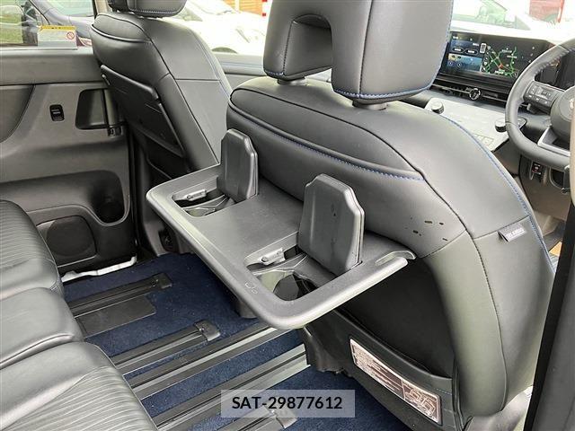 Nissan SERENA 2023-03 8661414-22