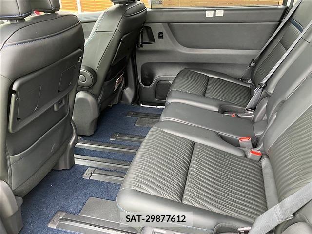 Nissan SERENA 2023-03 8661414-28