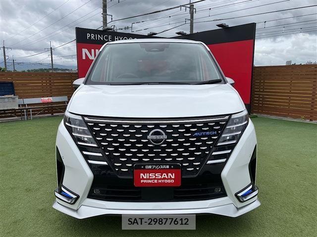 Nissan SERENA 2023-03 8661414-4