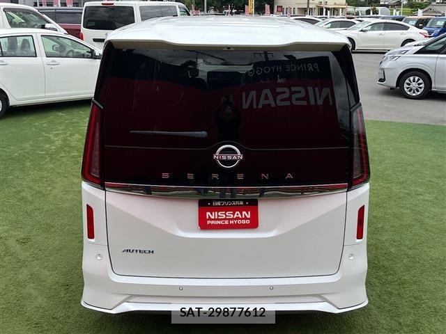 Nissan SERENA 2023-03 8661414-6