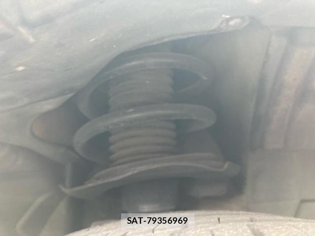 Nissan SERENA 2009-09 8661464-11