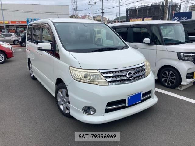 Nissan SERENA 2009-09 8661464-1