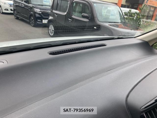 Nissan SERENA 2009-09 8661464-21