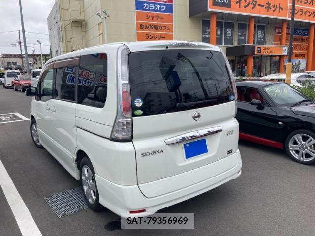 Nissan SERENA 2009-09 8661464-4