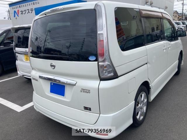 Nissan SERENA 2009-09 8661464-5