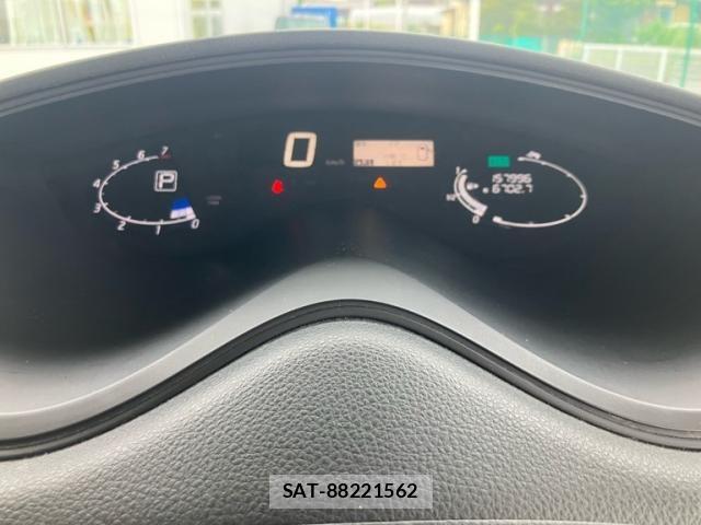 Nissan SERENA 2014-07 8661470-0