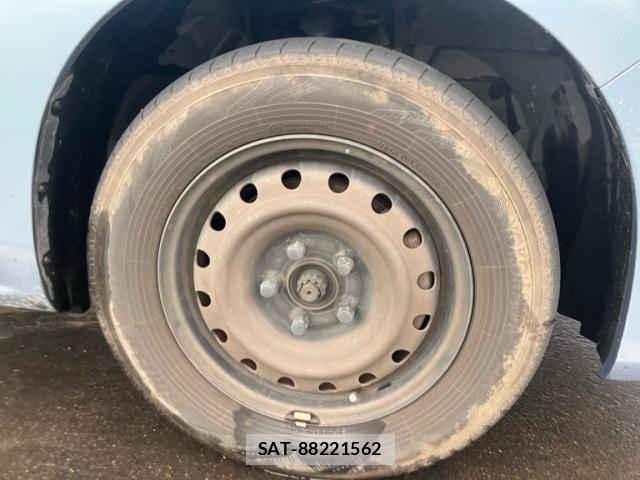 Nissan SERENA 2014-07 8661470-10
